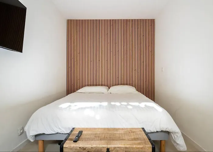 Geneva Terrace Apartment