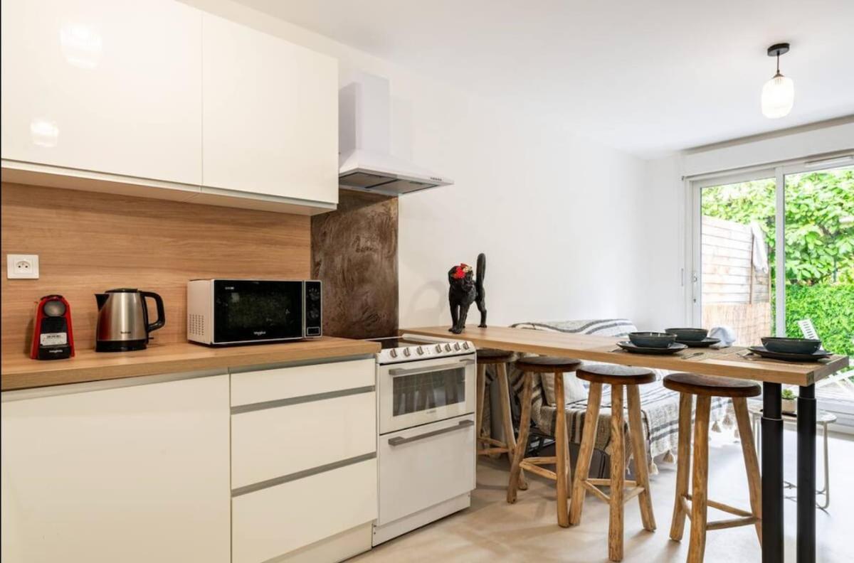 Geneva Terrace Apartment